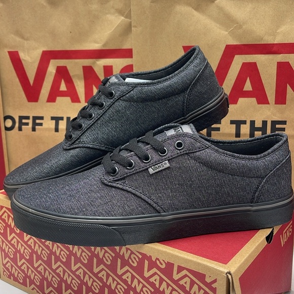 Vans Men’s Atwood
(Varsity Textile) Black/Pewter
VN0A45J9VEJ
Sneakers - Picture 15 of 16